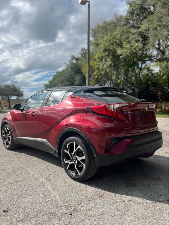 2019 Toyota C-HR - Image 6 of 11