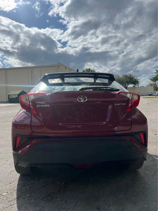 2019 Toyota C-HR - Image 5 of 11