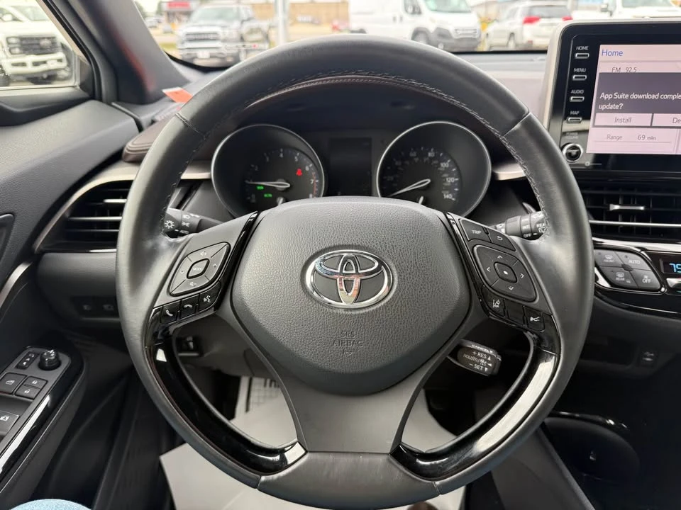 2019 Toyota C-HR - Image 13 of 20