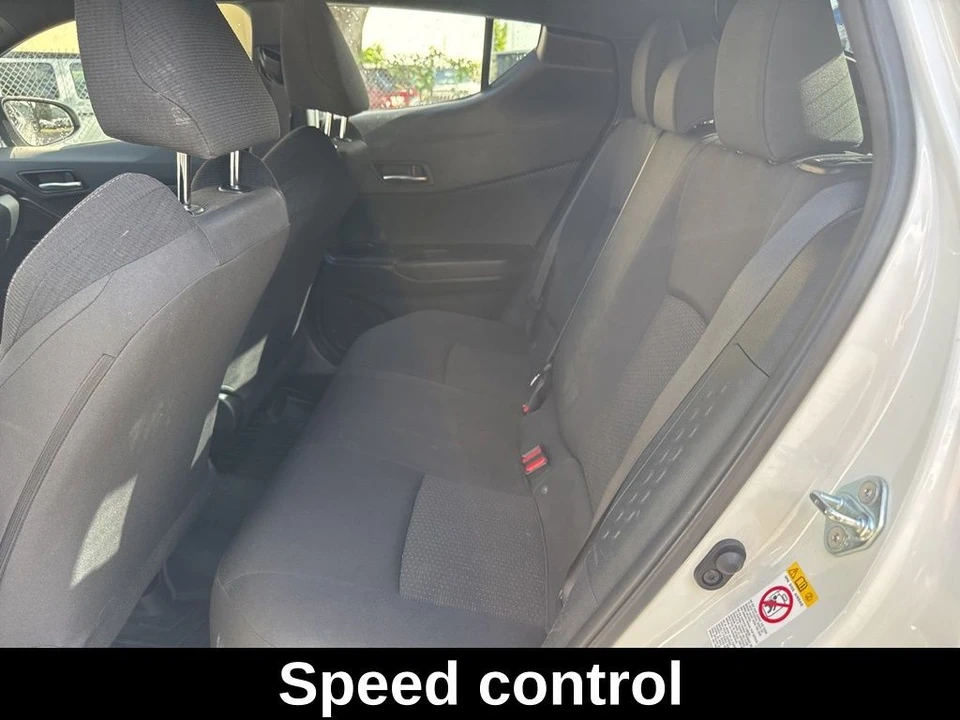 2019 Toyota C-HR - Image 8 of 9