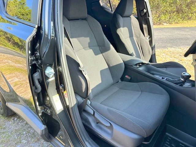 2019 Toyota C-HR - Image 24 of 29