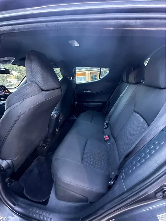 2019 Toyota C-HR - Image 8 of 10