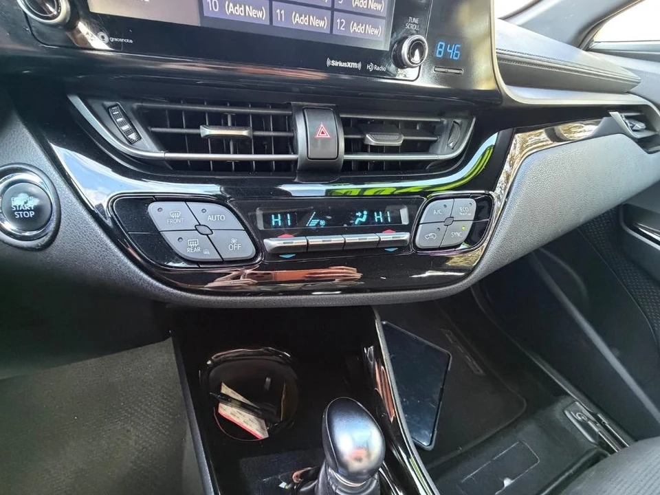 2019 Toyota C-HR - Image 14 of 21