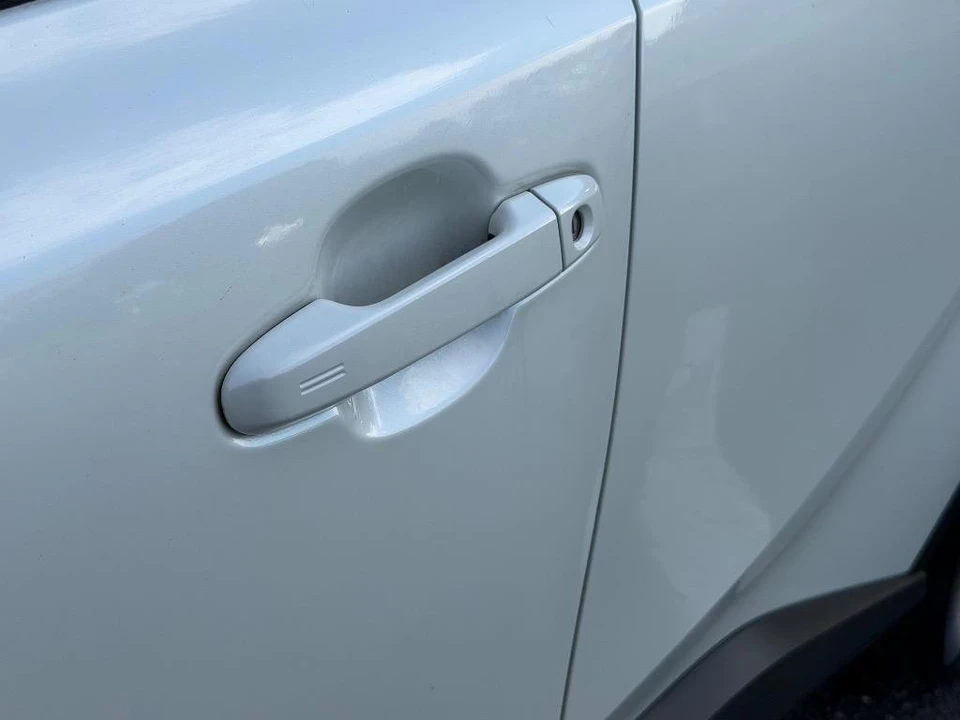 2019 Toyota C-HR - Image 3 of 21
