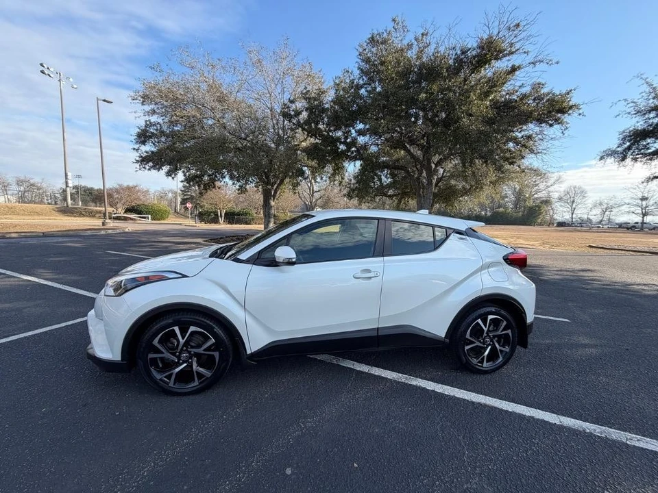 2019 Toyota C-HR - Image 2 of 21