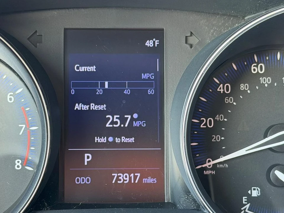 2019 Toyota C-HR - Image 11 of 21