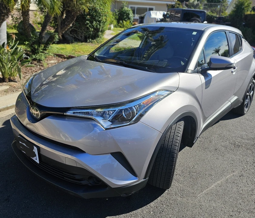 2019 Toyota C-HR - Image 10 of 13