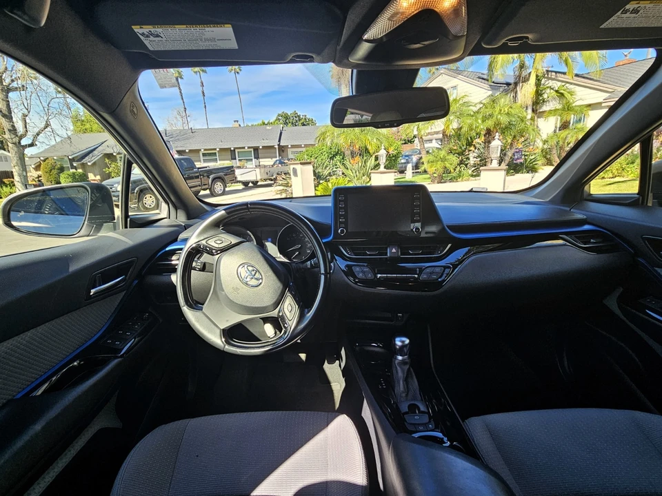 2019 Toyota C-HR - Image 5 of 13