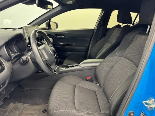 2019 Toyota C-HR - Image 9 of 12