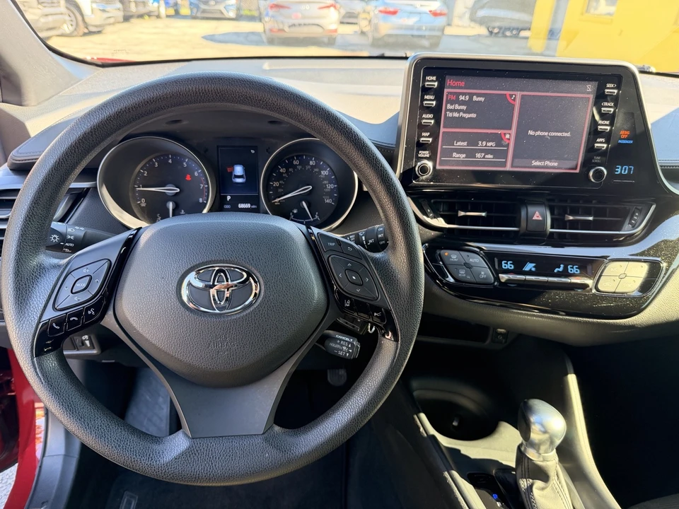 2019 Toyota C-HR - Image 17 of 20