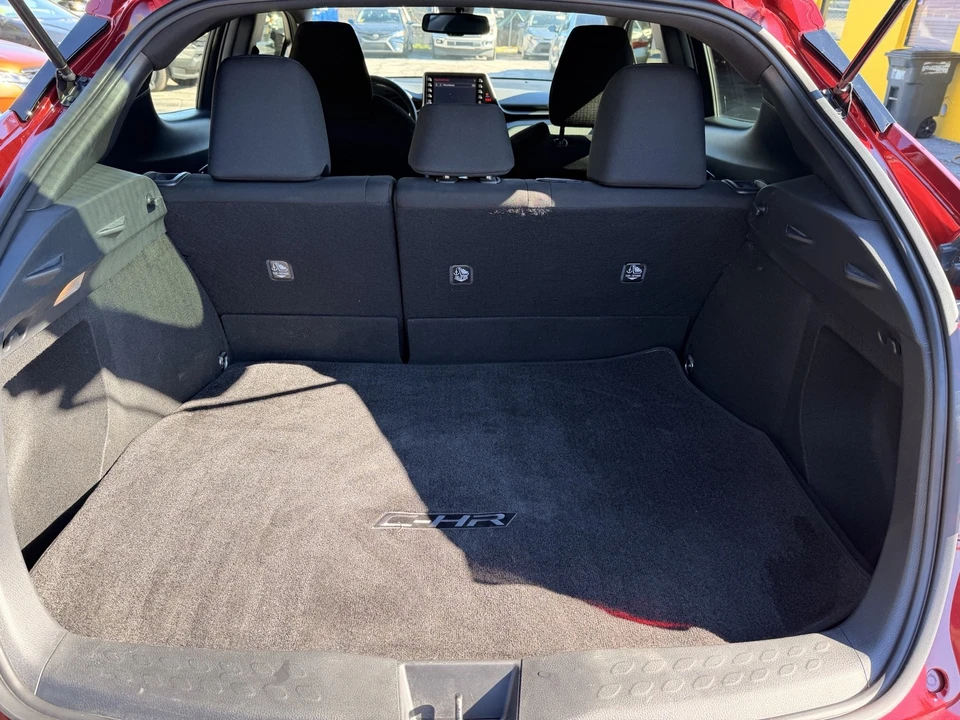 2019 Toyota C-HR - Image 16 of 20
