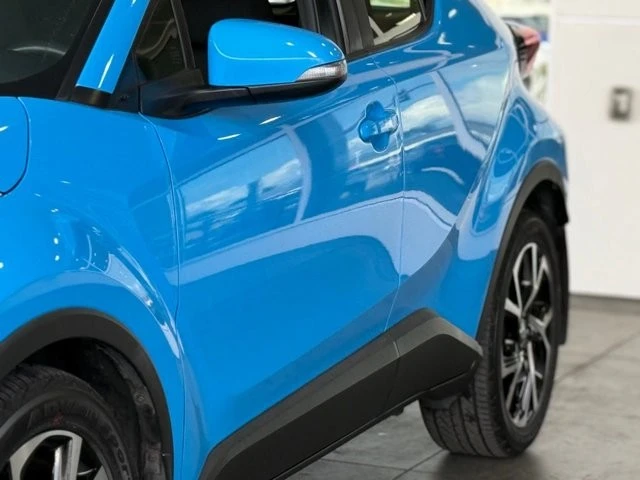 2019 Toyota C-HR - Image 8 of 12