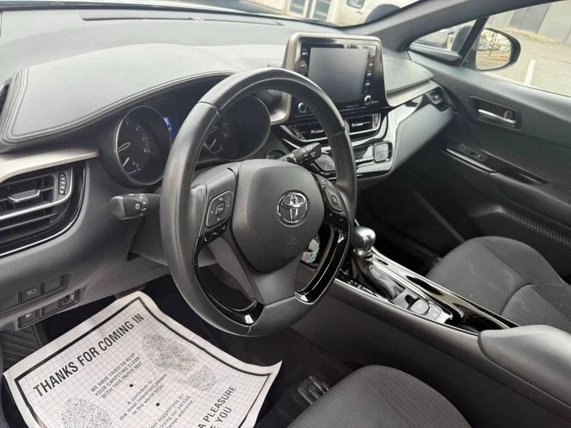 2019 Toyota C-HR - Image 9 of 12