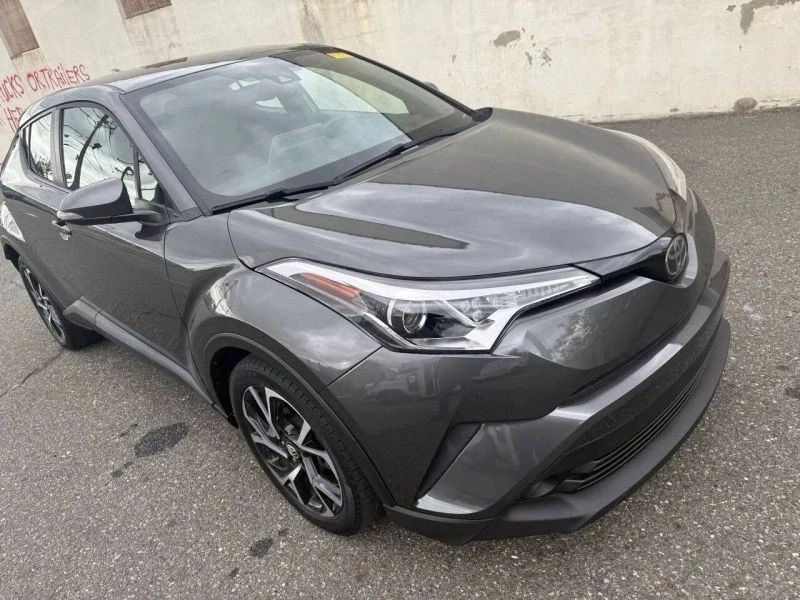2019 Toyota C-HR - Image 8 of 12