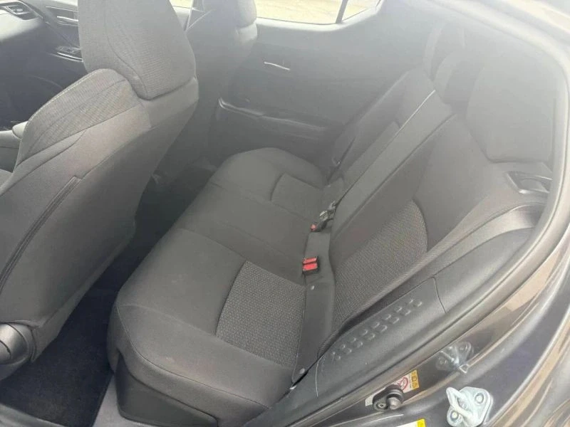2019 Toyota C-HR - Image 11 of 12