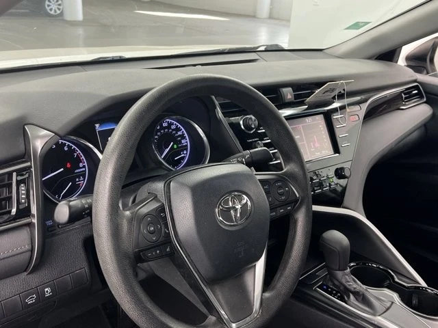 2019 Toyota Camry 8th Gen - Image 6 of 8