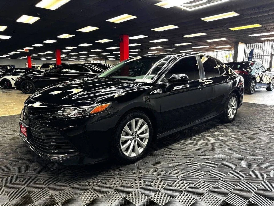 2019 Toyota Camry 8th Gen - Image 8 of 21