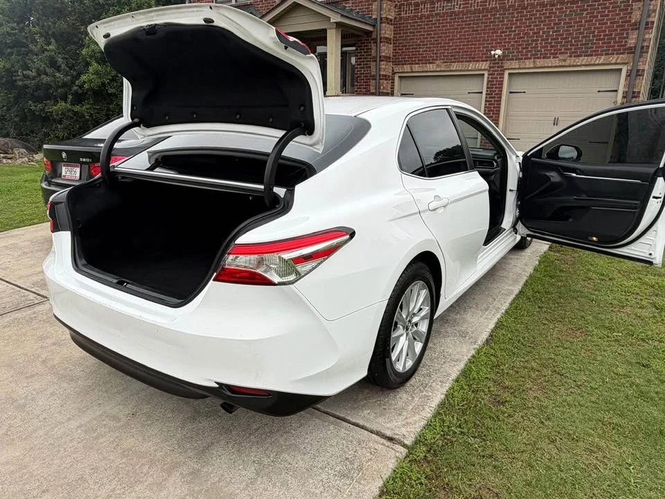 2019 Toyota Camry 8th Gen - Image 3 of 9