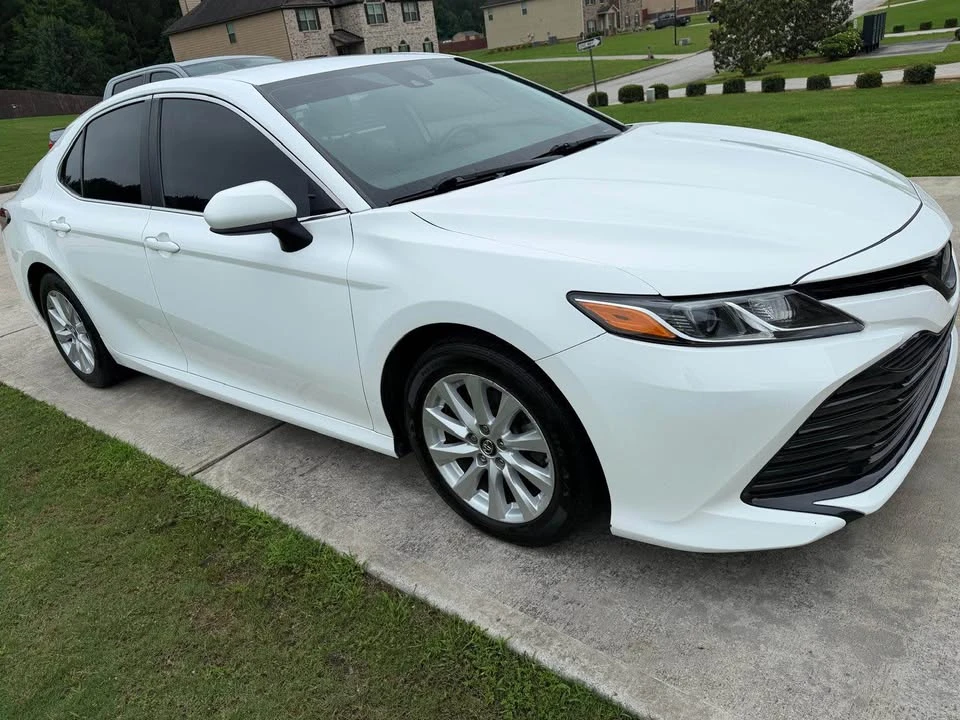 2019 Toyota Camry 8th Gen - Image 7 of 9