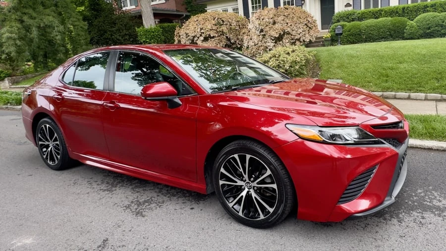 2019 Toyota Camry 8th Gen - Image 7 of 19