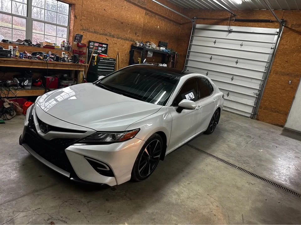 2019 Toyota Camry 8th Gen - Image 2 of 5