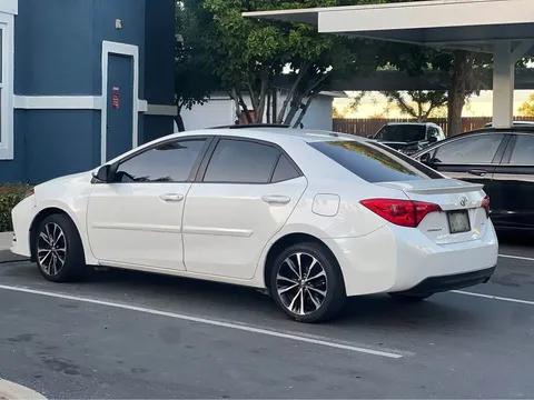 2019 Toyota Corolla 12th Gen - Image 3 of 7