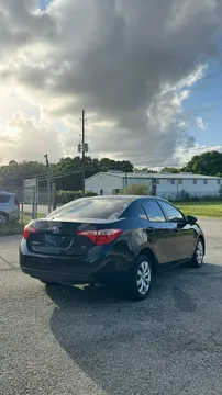 2019 Toyota Corolla 12th Gen - Image 3 of 19