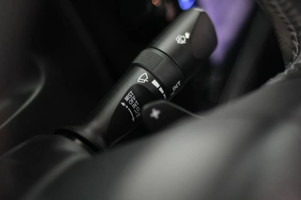 2019 Toyota Corolla 12th Gen - Image 15 of 20