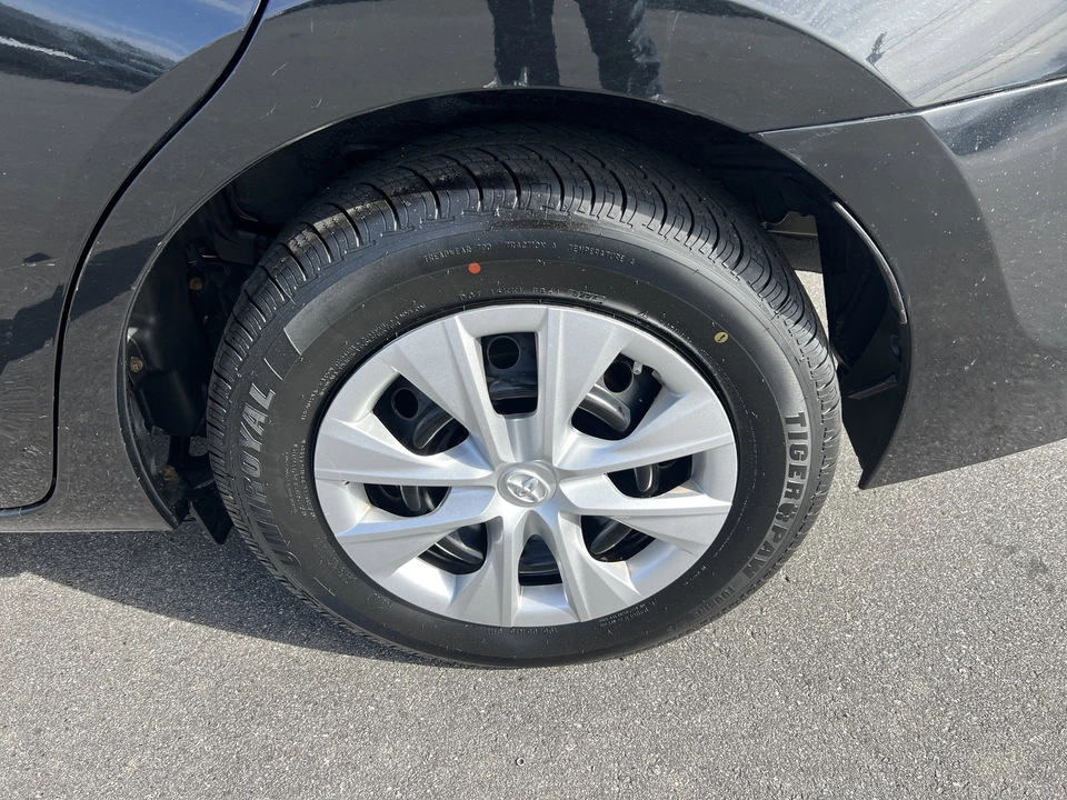 2019 Toyota Corolla 12th Gen - Image 8 of 12
