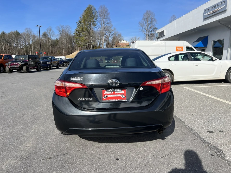2019 Toyota Corolla 12th Gen - Image 2 of 12