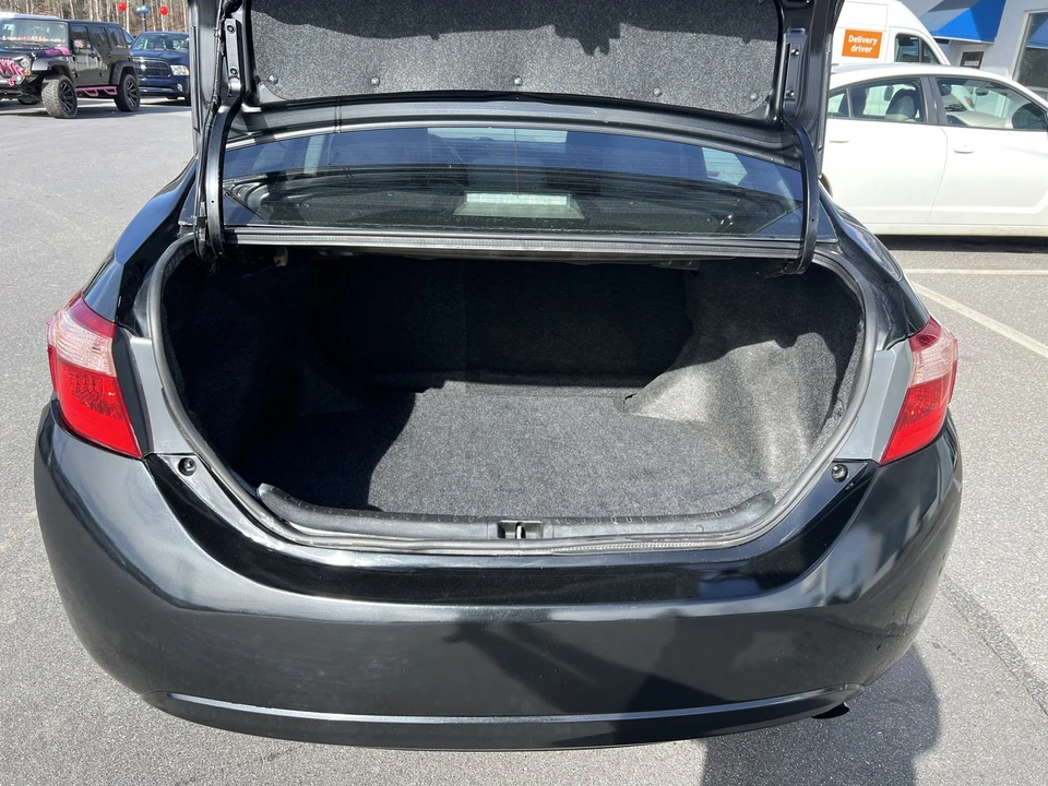 2019 Toyota Corolla 12th Gen - Image 7 of 12