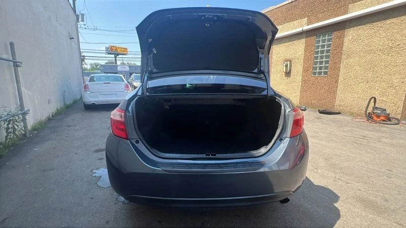 2019 Toyota Corolla 12th Gen - Image 9 of 12