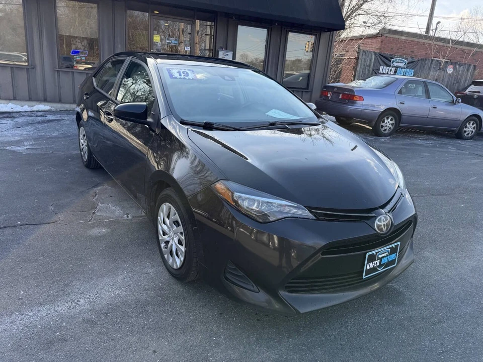 2019 Toyota Corolla 12th Gen - Image 15 of 21