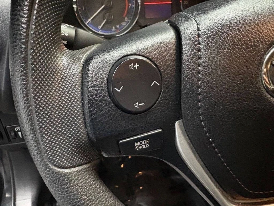 2019 Toyota Corolla 12th Gen - Image 27 of 31