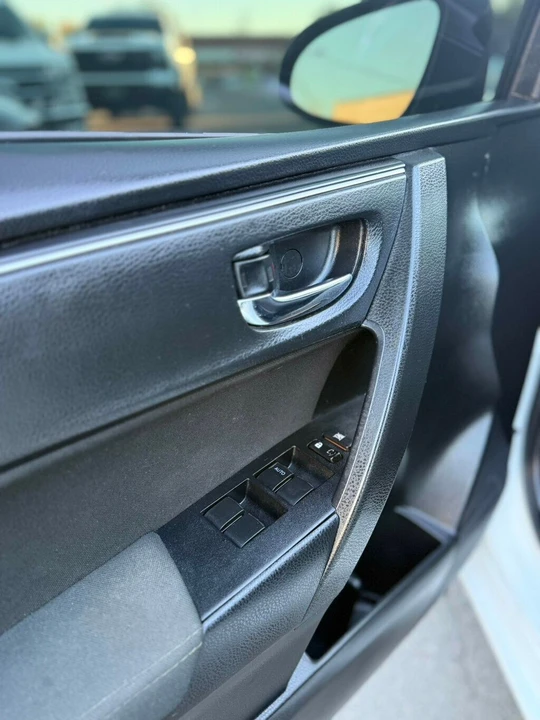 2019 Toyota Corolla 11th Gen - Image 19 of 21