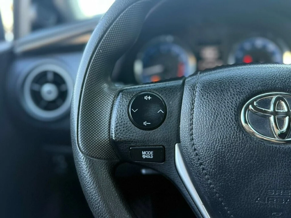 2019 Toyota Corolla 11th Gen - Image 11 of 21