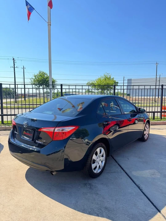 2019 Toyota Corolla 12th Gen - Image 3 of 11