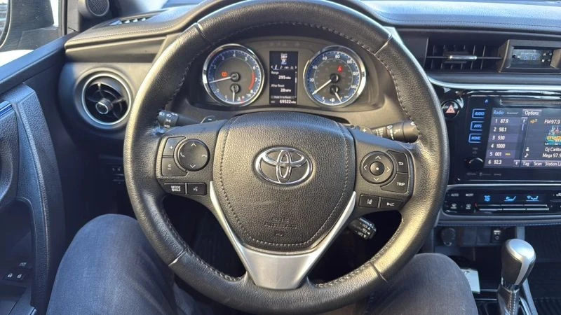 2019 Toyota Corolla 12th Gen - Image 10 of 12