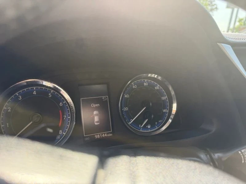 2019 Toyota Corolla 11th Gen - Image 5 of 12