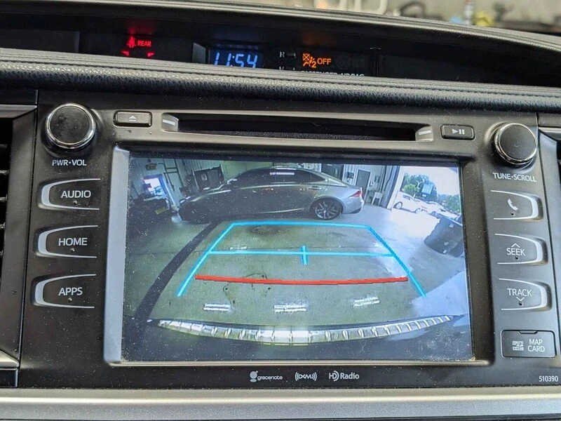 2019 Toyota Highlander - Image 11 of 20