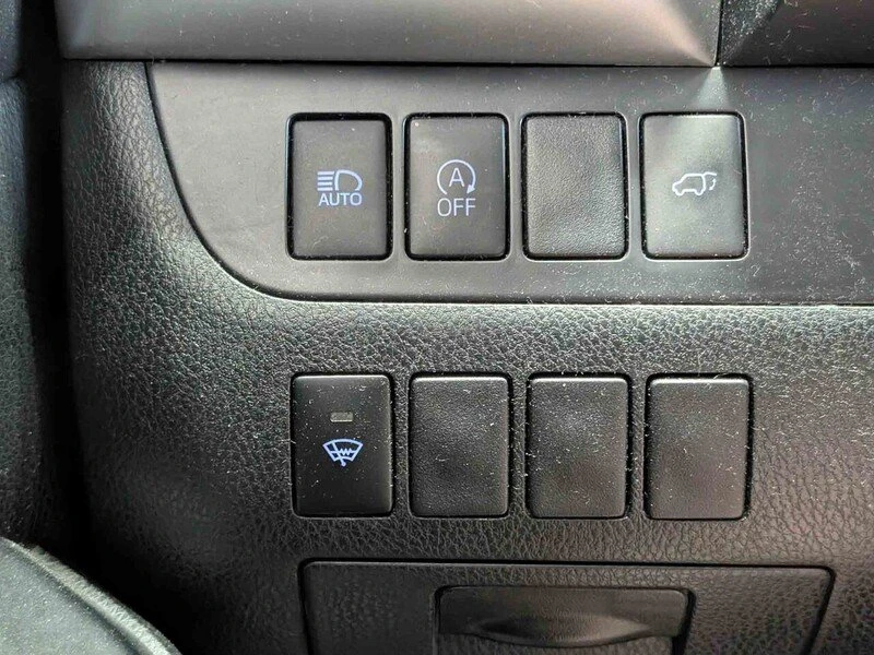 2019 Toyota Highlander - Image 15 of 20