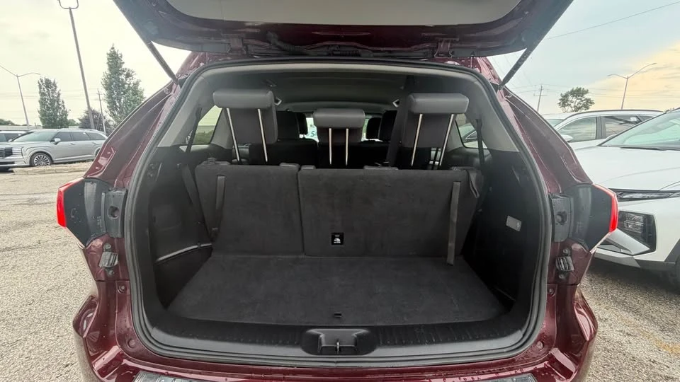 2019 Toyota Highlander - Image 12 of 14
