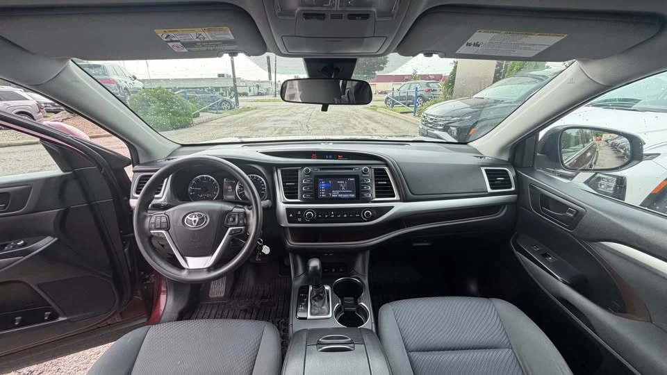 2019 Toyota Highlander - Image 7 of 14