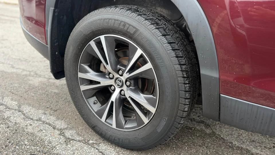 2019 Toyota Highlander - Image 14 of 14