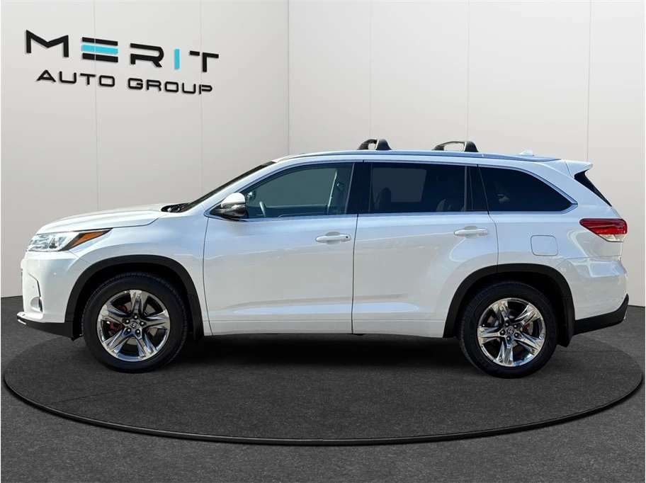 2019 Toyota Highlander - Image 5 of 21