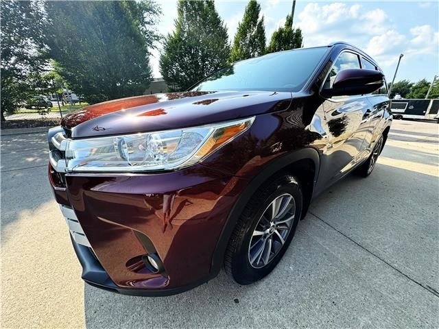 2019 Toyota Highlander - Image 6 of 21