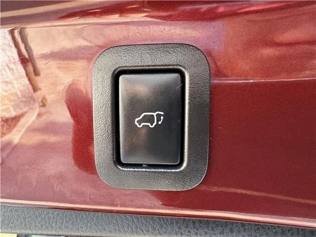 2019 Toyota Highlander - Image 15 of 21