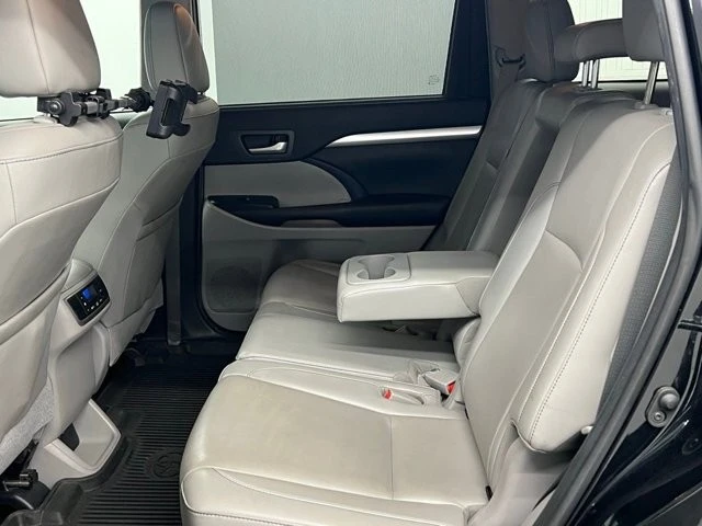 2019 Toyota Highlander - Image 12 of 12