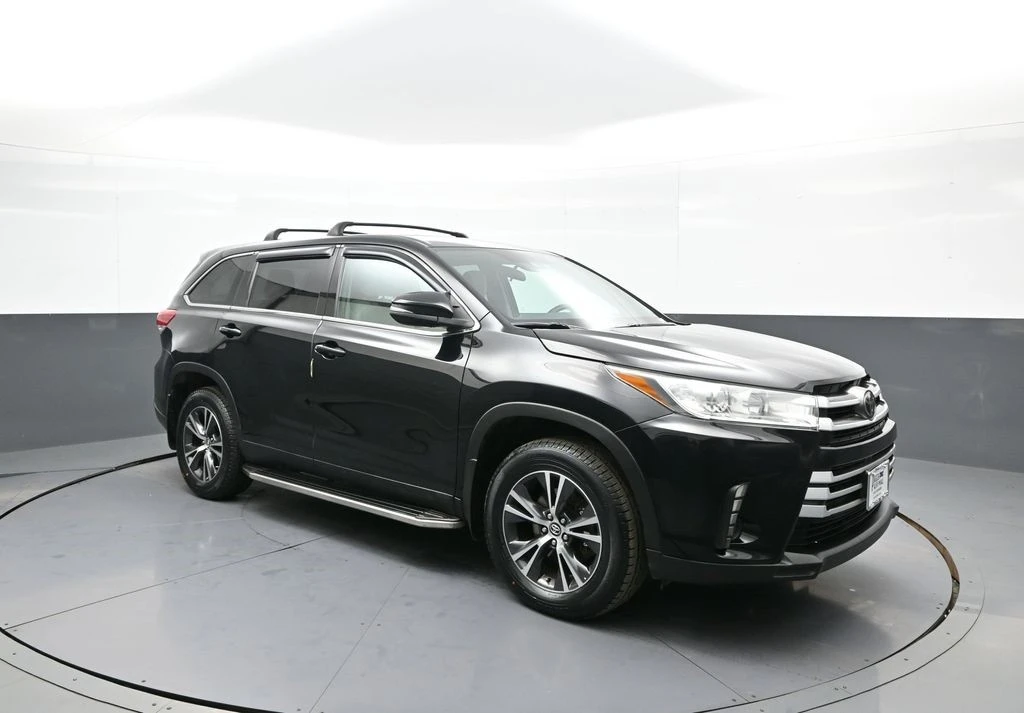 2019 Toyota Highlander - Image 4 of 12