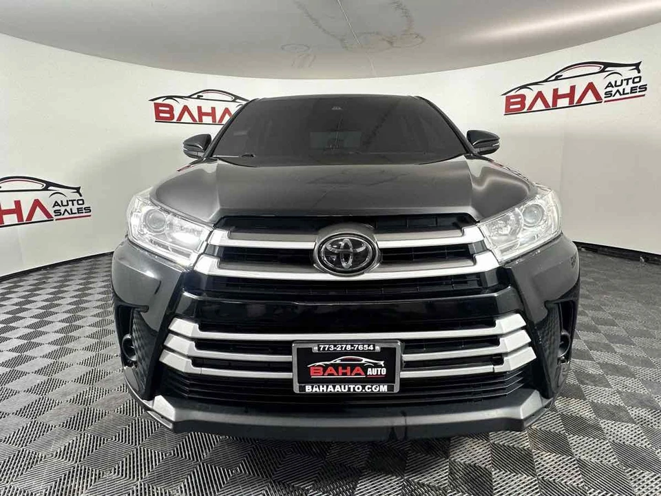 2019 Toyota Highlander - Image 14 of 21